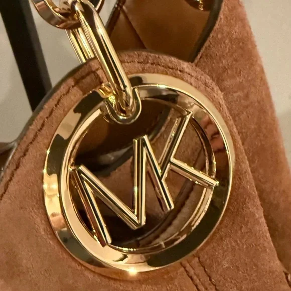 Michael Kors Brown Lillie Suede Shoulder Bag - Picture 3 of 9